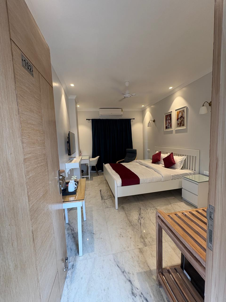 JP Homestayz premium serviced studio apartment in Delhi